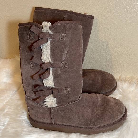 KOOLABURRA by UGG Big Kid Victoria Tall Boot - Picture 3 of 15
